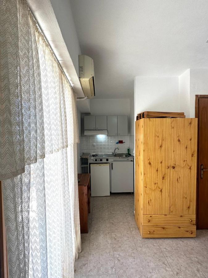 Lissos Rooms Сугия Екстериор снимка