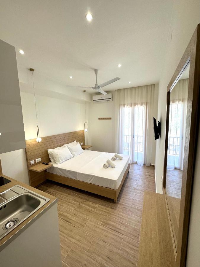 Lissos Rooms Сугия Екстериор снимка
