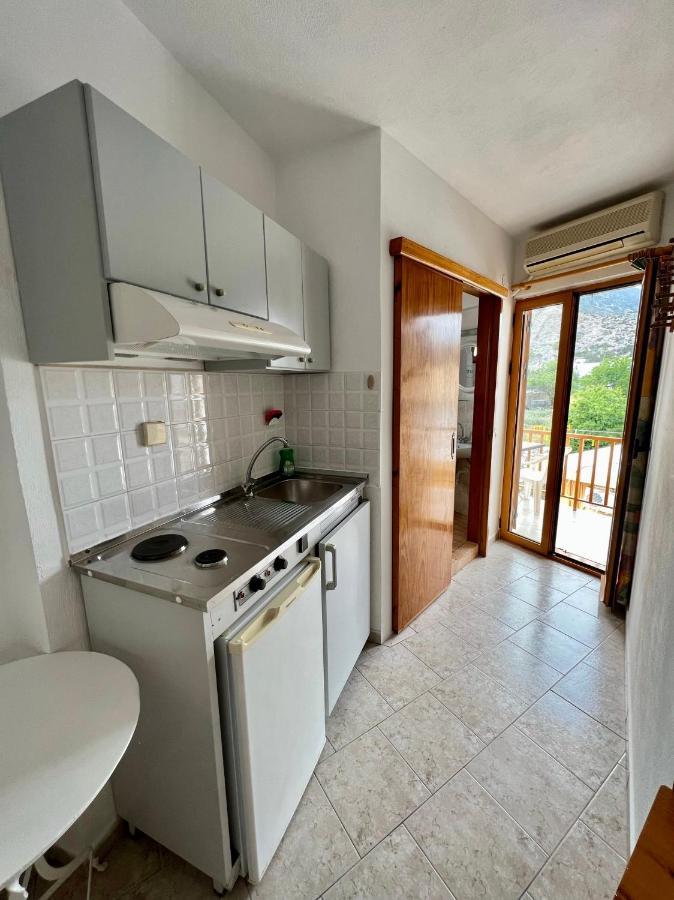 Lissos Rooms Сугия Екстериор снимка