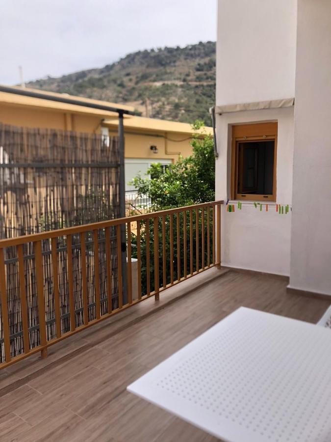 Lissos Rooms Сугия Екстериор снимка